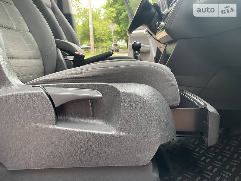 Універсал Volkswagen Touran 2006 в Івано-Франківську