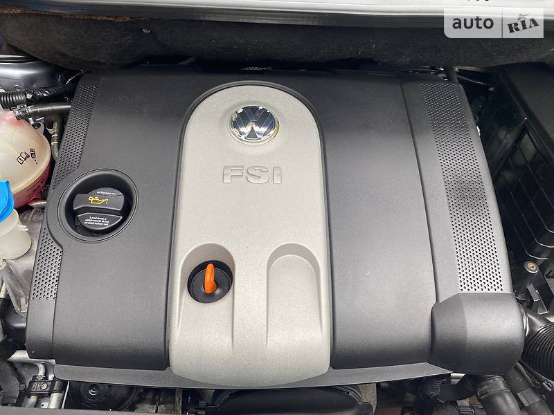 Універсал Volkswagen Touran 2006 в Івано-Франківську
