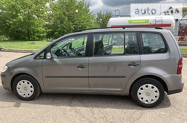 Минивэн Volkswagen Touran 2007 в Старом Самборе