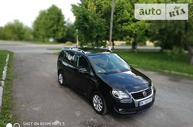 Універсал Volkswagen Touran 2009 в 