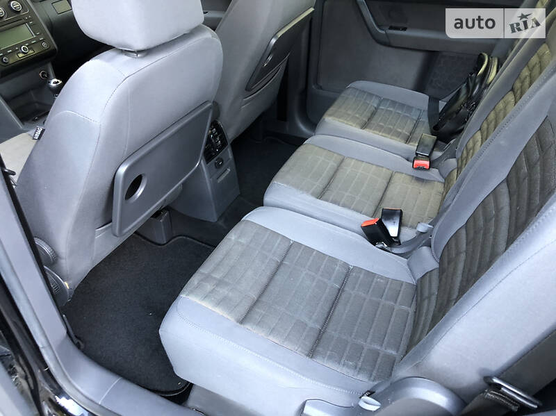 Мінівен Volkswagen Touran 2006 в Хмельницькому