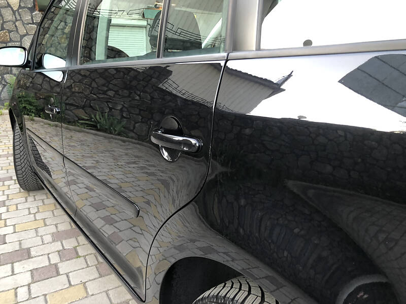 Мінівен Volkswagen Touran 2006 в Хмельницькому