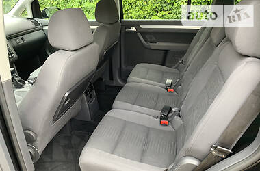 Мінівен Volkswagen Touran 2008 в 
