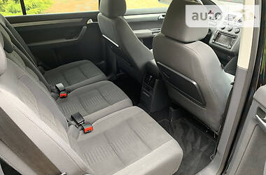Мінівен Volkswagen Touran 2008 в 