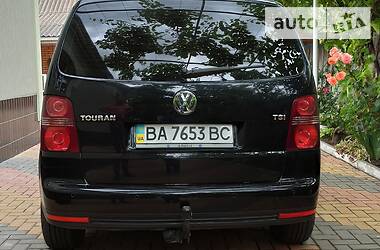 Минивэн Volkswagen Touran 2010 в Кропивницком