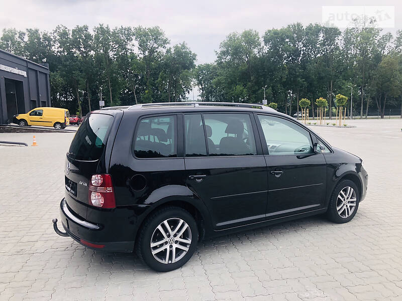 Мінівен Volkswagen Touran 2007 в Львові