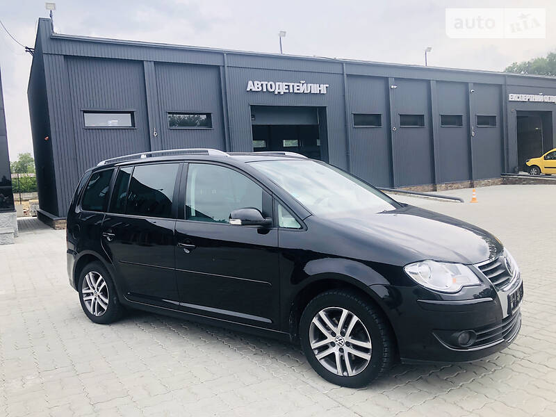 Мінівен Volkswagen Touran 2007 в Львові