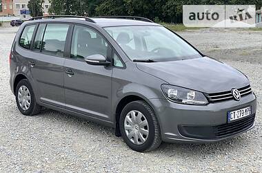 Мінівен Volkswagen Touran 2013 в 