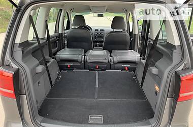 Мінівен Volkswagen Touran 2013 в 