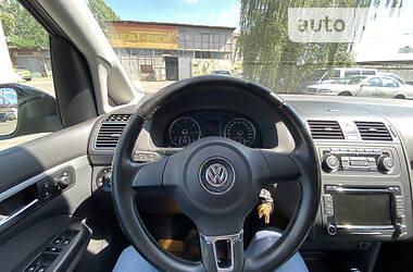 Мінівен Volkswagen Touran 2012 в Києві