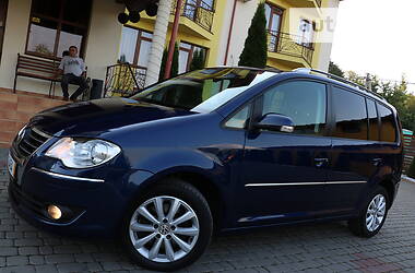 Минивэн Volkswagen Touran 2009 в Трускавце