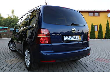 Минивэн Volkswagen Touran 2009 в Трускавце