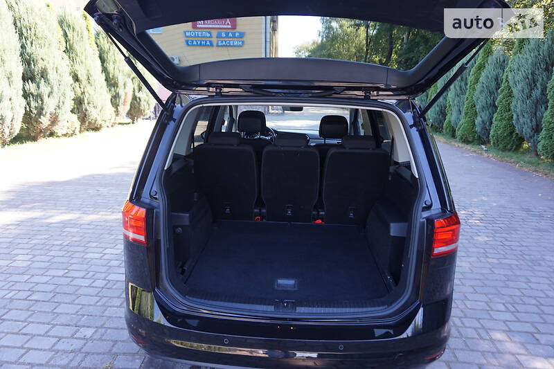 Універсал Volkswagen Touran 2016 в Самборі