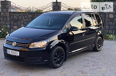 Мінівен Volkswagen Touran 2011 в 