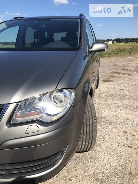 Мінівен Volkswagen Touran 2008 в Броварах фото 8 Мінівен Volkswagen Touran 2008 в Броварах