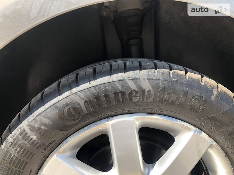 Мінівен Volkswagen Touran 2008 в Броварах фото 66 Мінівен Volkswagen Touran 2008 в Броварах