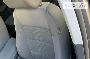 Мінівен Volkswagen Touran 2010 в 