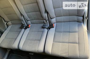Мінівен Volkswagen Touran 2010 в 