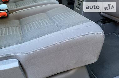 Мінівен Volkswagen Touran 2010 в 