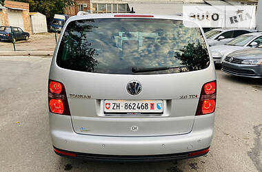 Универсал Volkswagen Touran 2007 в Чернигове