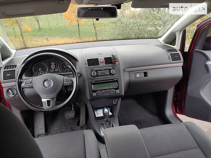 Мікровен Volkswagen Touran 2011 в Кривому Розі фото 8 Мікровен Volkswagen Touran 2011 в Кривому Розі