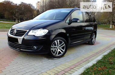 Минивэн Volkswagen Touran 2009 в Тернополе