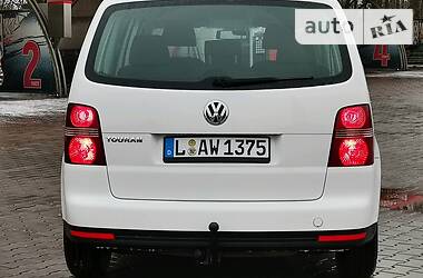 Універсал Volkswagen Touran 2007 в Ківерцях