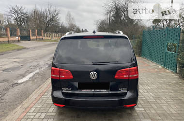 Минивэн Volkswagen Touran 2012 в Луцке