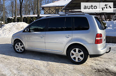 Минивэн Volkswagen Touran 2005 в Луцке