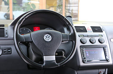 Минивэн Volkswagen Touran 2010 в Трускавце