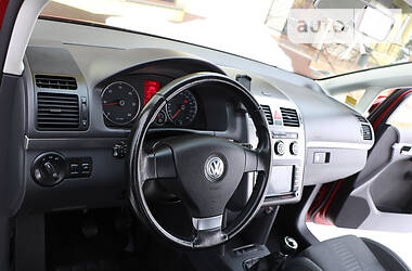 Минивэн Volkswagen Touran 2010 в Трускавце