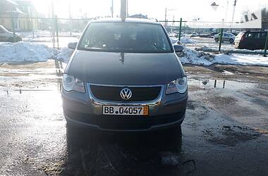 Минивэн Volkswagen Touran 2008 в Виннице