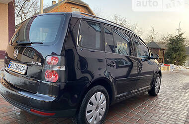 Мінівен Volkswagen Touran 2007 в Тернополі