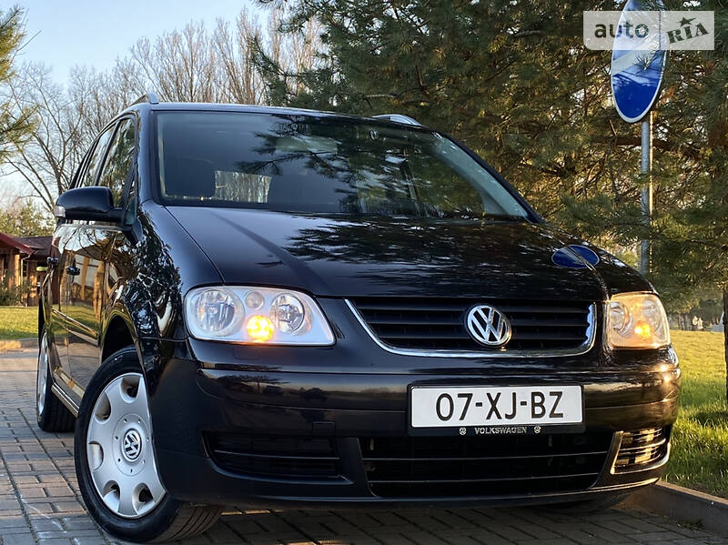 Минивэн Volkswagen Touran 2005 в Дрогобыче