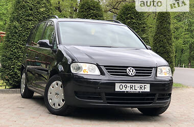 Мінівен Volkswagen Touran 2004 в Дрогобичі