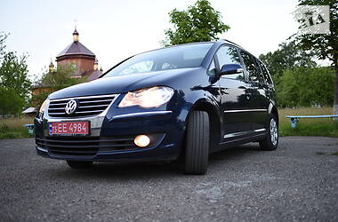 Універсал Volkswagen Touran 2008 в Калуші