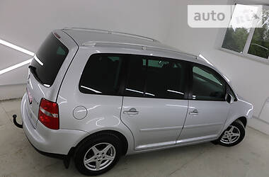 Минивэн Volkswagen Touran 2005 в Трускавце