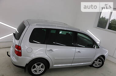 Минивэн Volkswagen Touran 2005 в Трускавце