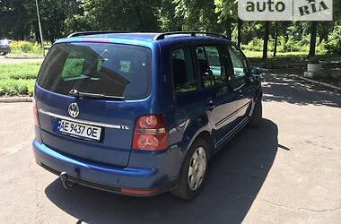 Минивэн Volkswagen Touran 2007 в Кривом Роге