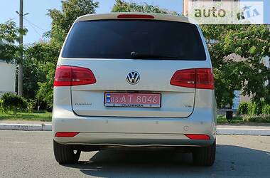 Минивэн Volkswagen Touran 2011 в Одессе