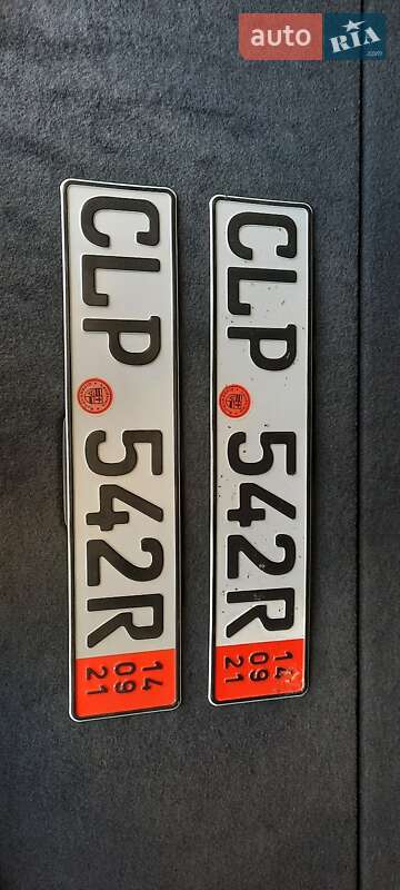 Микровэн Volkswagen Touran 2017 в Кропивницком