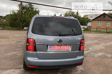 Минивэн Volkswagen Touran 2009 в Житомире