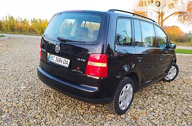 Минивэн Volkswagen Touran 2004 в Самборе