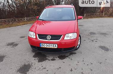 Минивэн Volkswagen Touran 2006 в Бучаче