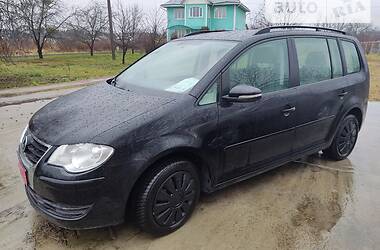 Минивэн Volkswagen Touran 2009 в 