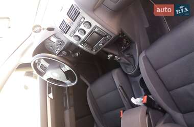 Минивэн Volkswagen Touran 2009 в 