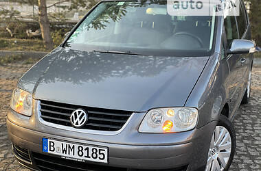 Универсал Volkswagen Touran 2003 в Самборе