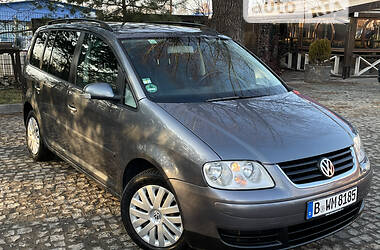 Универсал Volkswagen Touran 2003 в Самборе