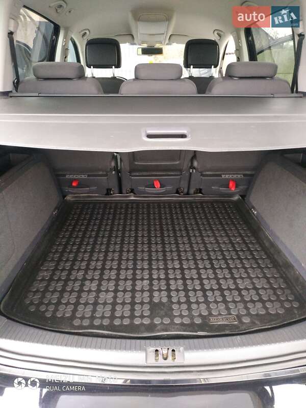 Мікровен Volkswagen Touran 2013 в Мукачевому