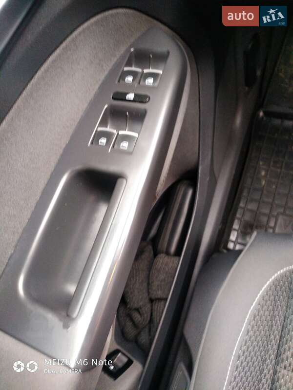 Мікровен Volkswagen Touran 2013 в Мукачевому